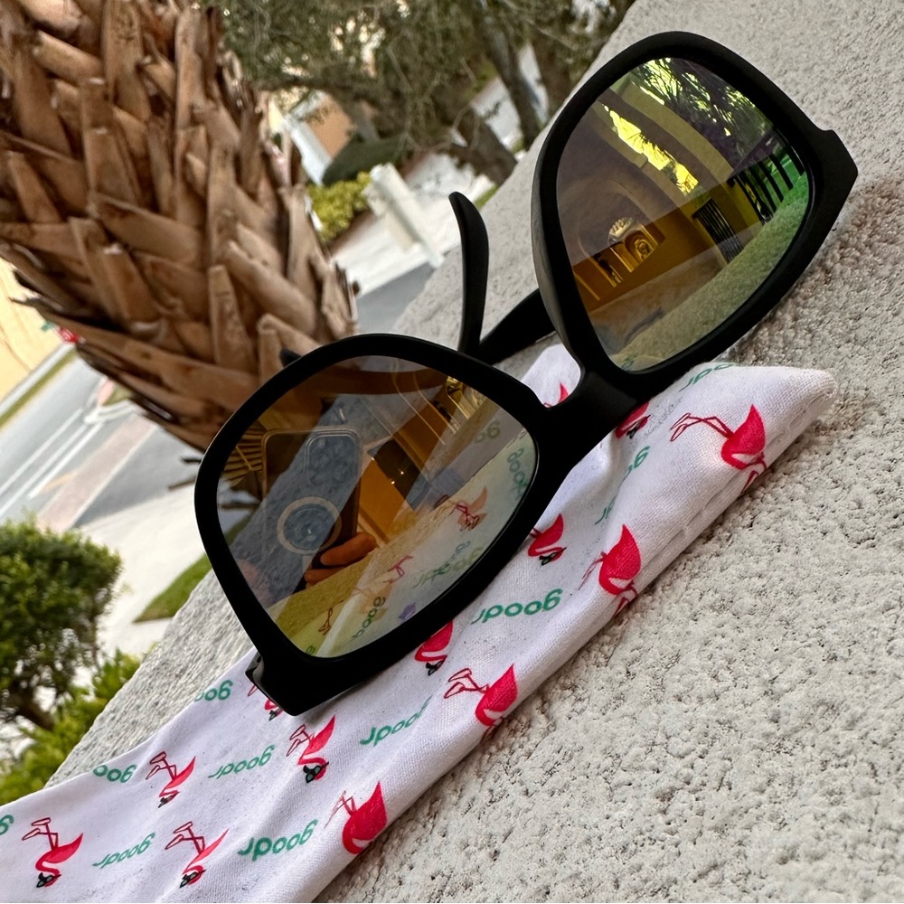 Goodr Vincent’s Absinthe Sunglasses